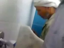 Följ lesbisk sexfilm The Squirt